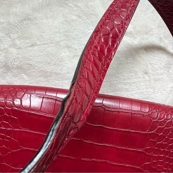 Giani Bermini red crossbody faux leather croc-embossed bag - Picture 4 of 16